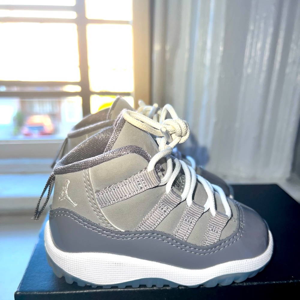 Infant Cool Grey’s Jordan 11